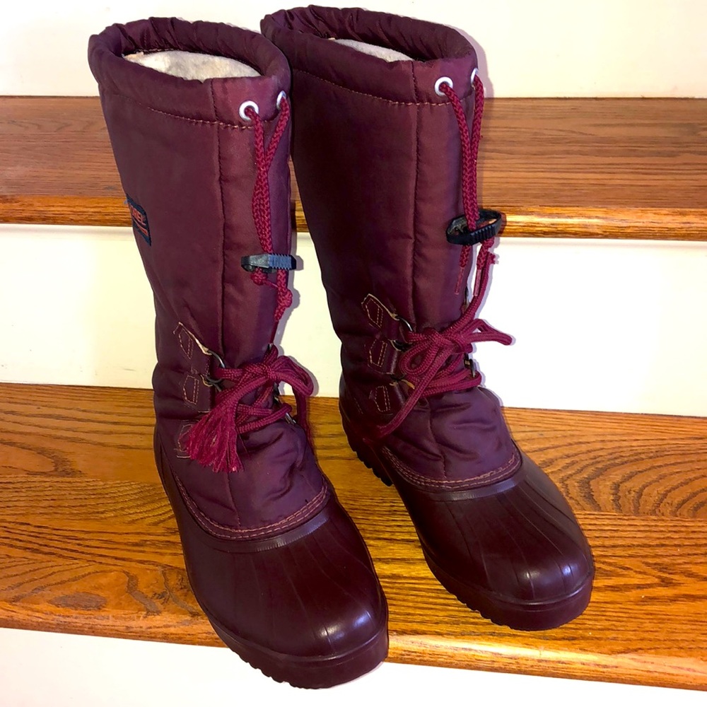 Sorel Burgundy Winter Boots